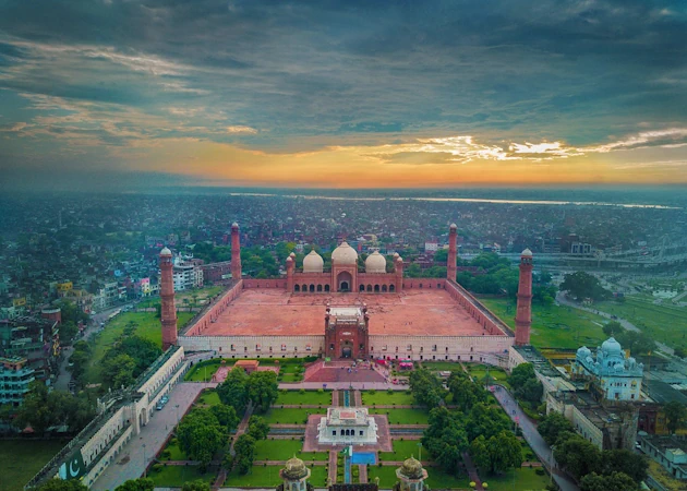 Best Housing Societies in Lahore