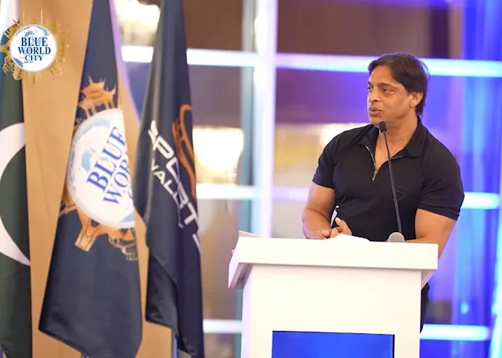 shoaib akhter at blue world city islamabad
